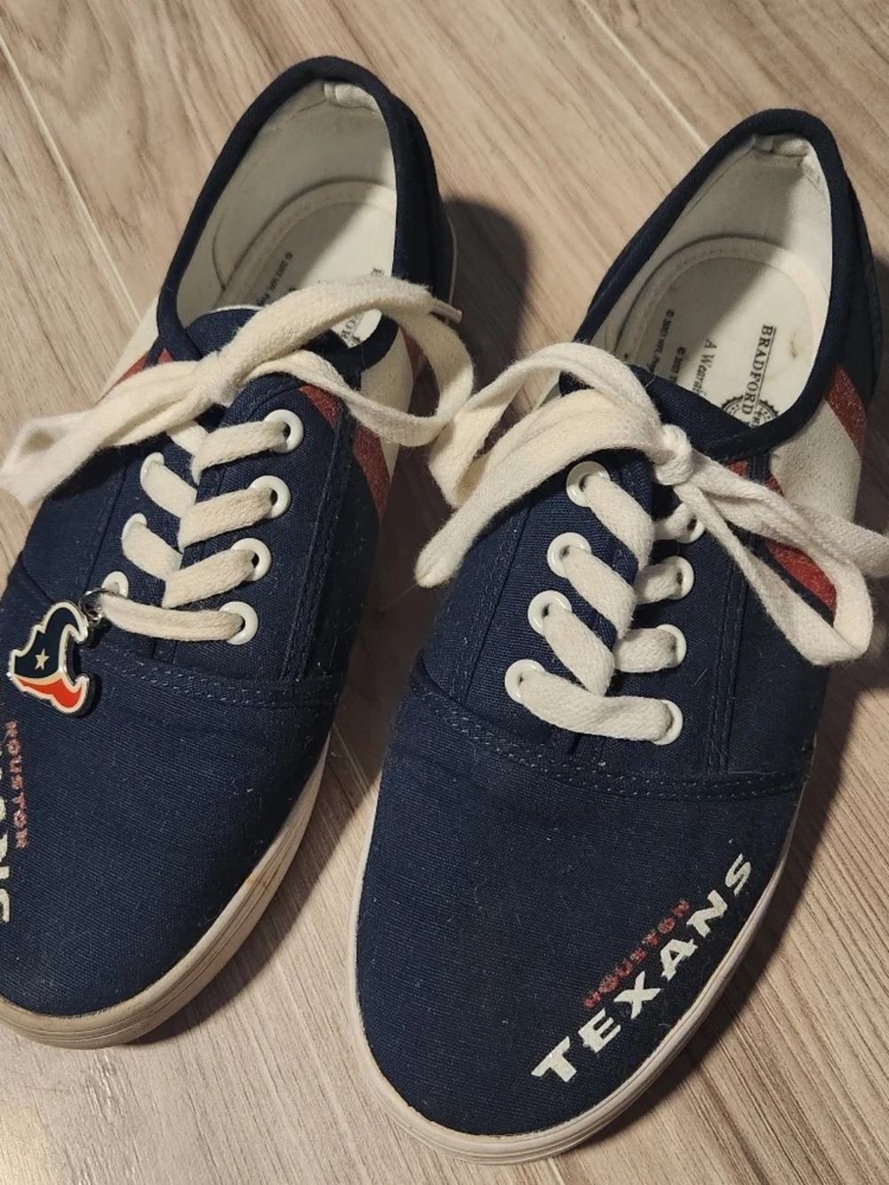 Houston Texans Kids Navy Canvas Sneakers by The Bradford Exchange